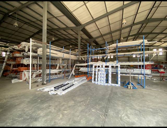 2,651M² WAREHOUSE FOR SALE IN SAMRAND BUSINESS PARK
